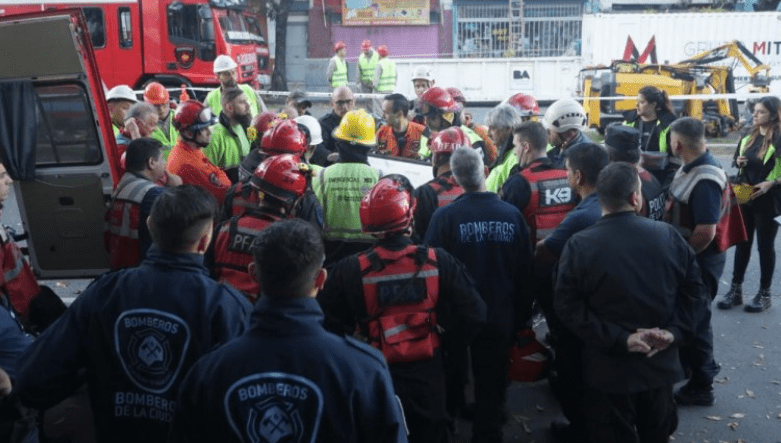 Floresta: encontraron el cuerpo de la mujer que había quedado debajo de