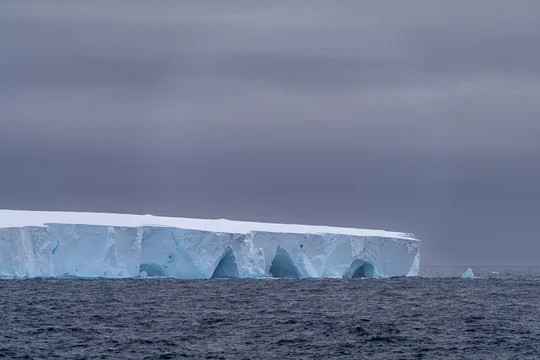 se desprendio el iceberg mas grande del mundo